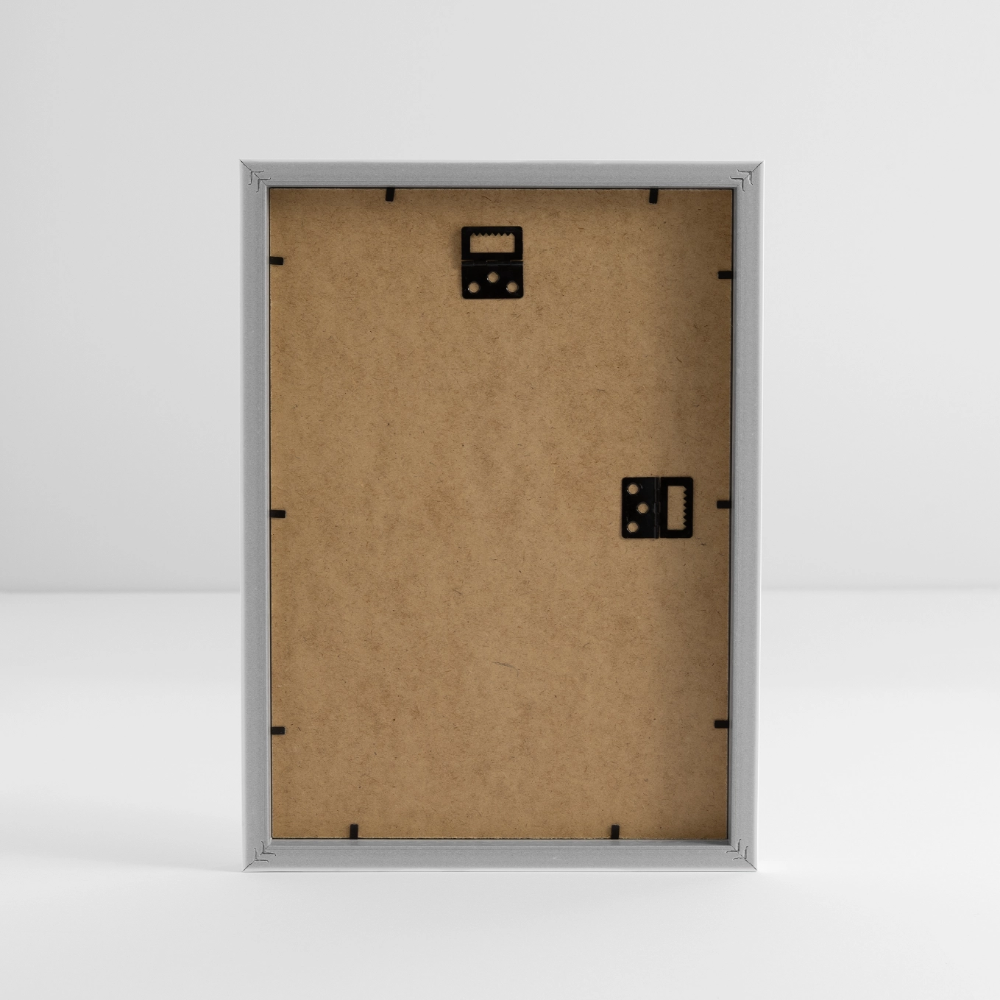 Farbenfrohe Pfote in Splash Technik schwarzer Hintergrund Gerahmtes Poster (27 × 37 cm) - Weiß